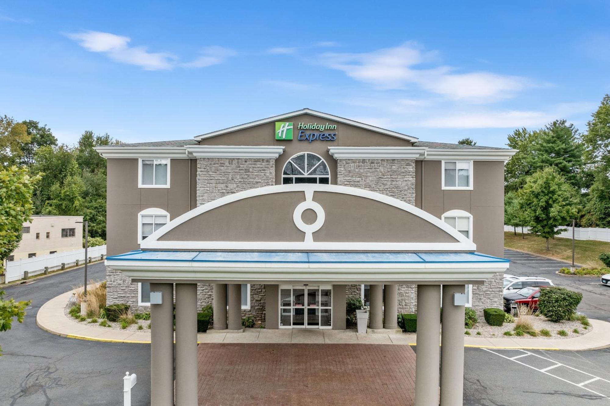 Holiday Inn Express Hartford-Newington By Ihg Exterior foto
